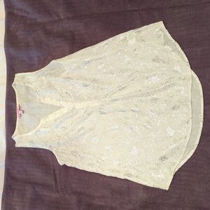 Junior's XS sleeveless blouse